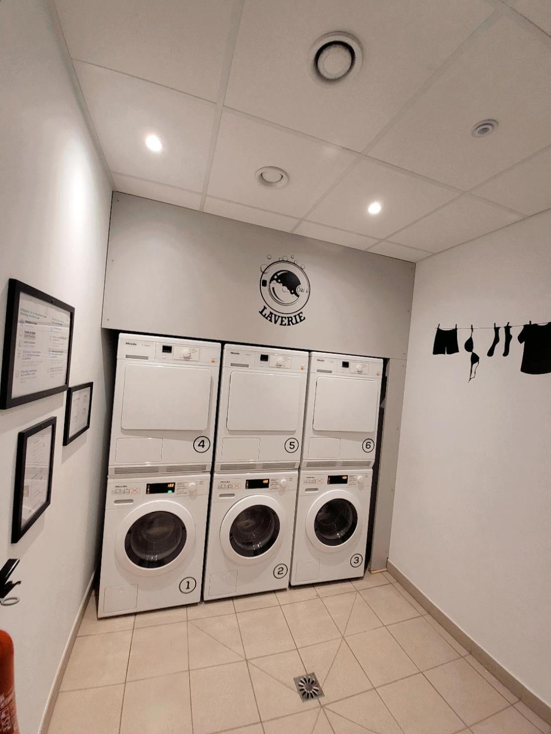 Residence Nemea Mondial 98 Montpellier Bagian luar foto